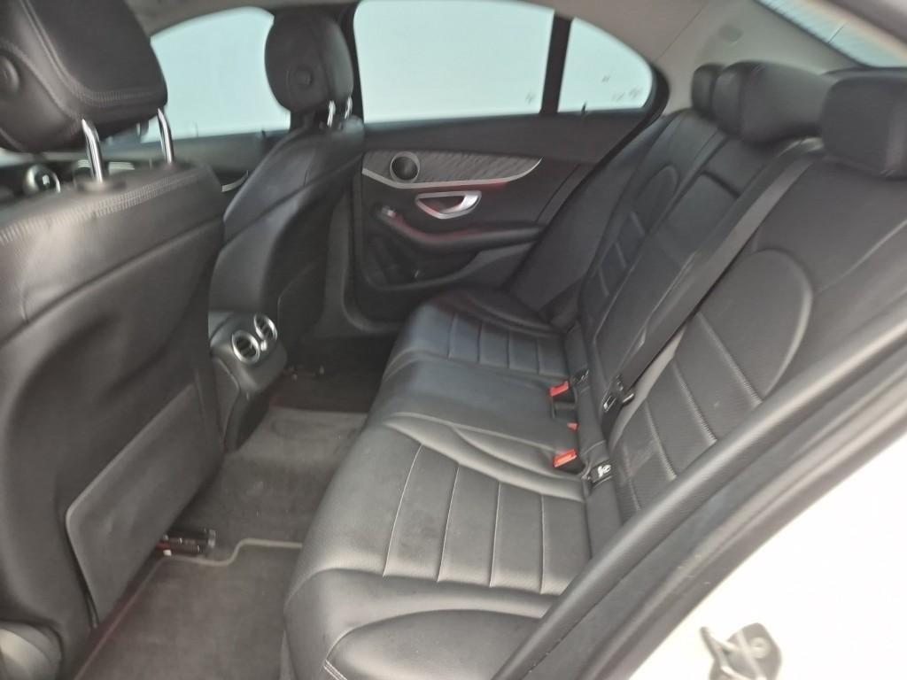 Mercedes Benz C Class - Vista 12