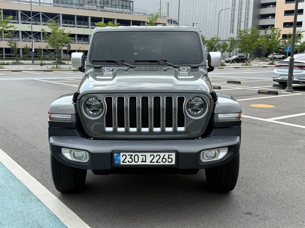 Jeep Wrangler - Vista 2
