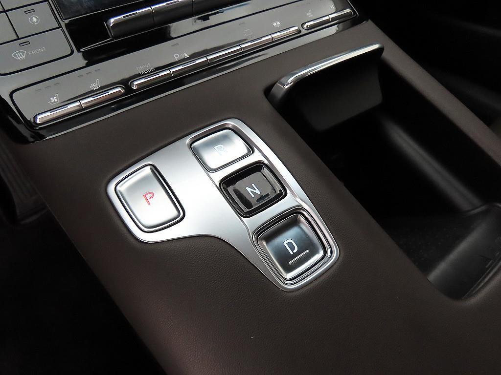 HYUNDAI Grandeur - Vista 11