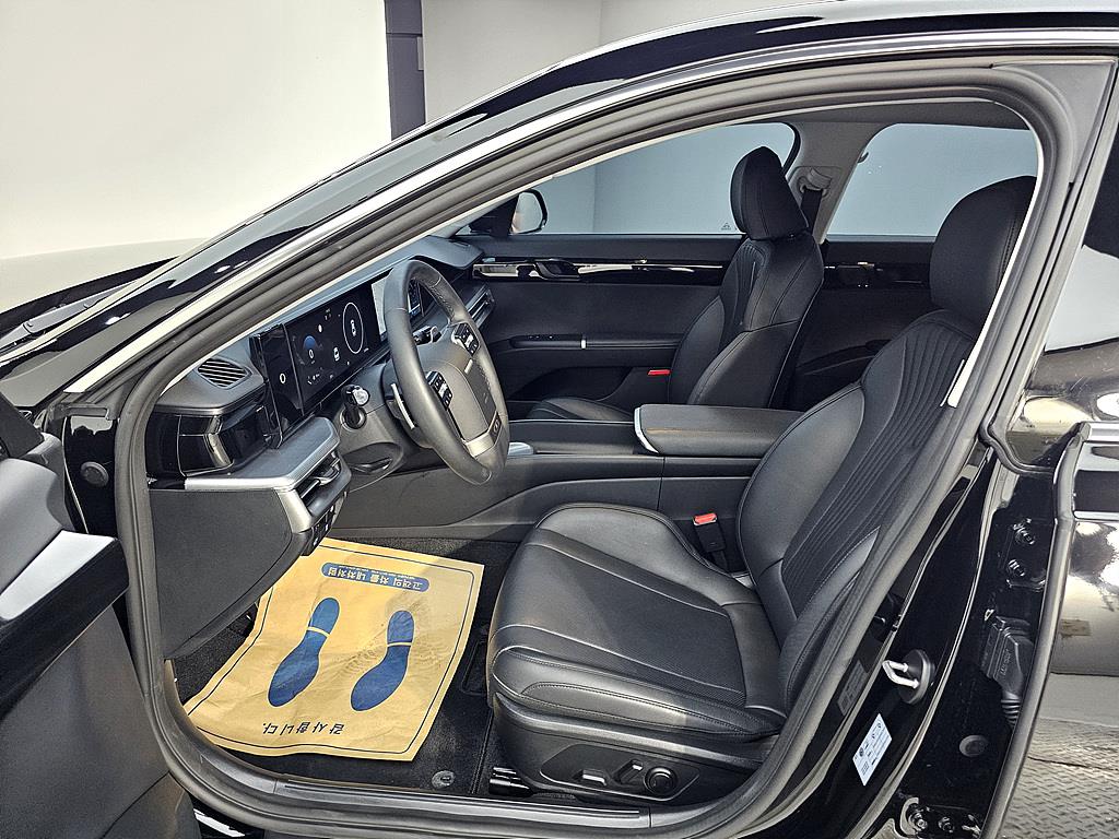 HYUNDAI Grandeur - Vista 8