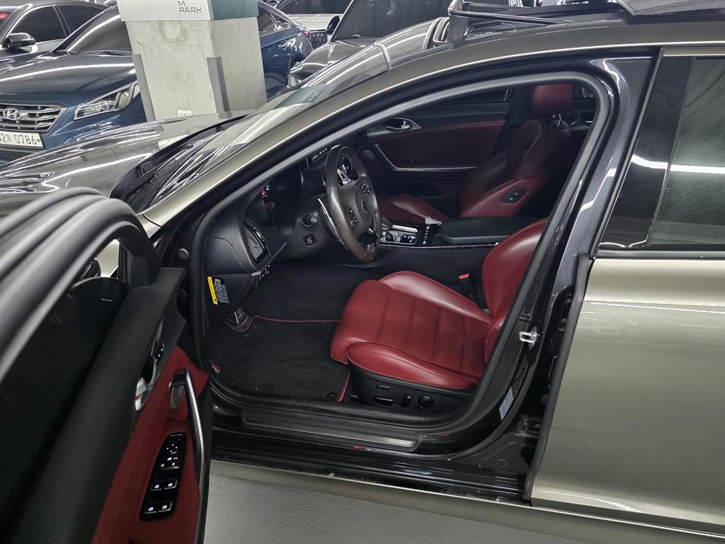 KIA Stinger - Vista 3