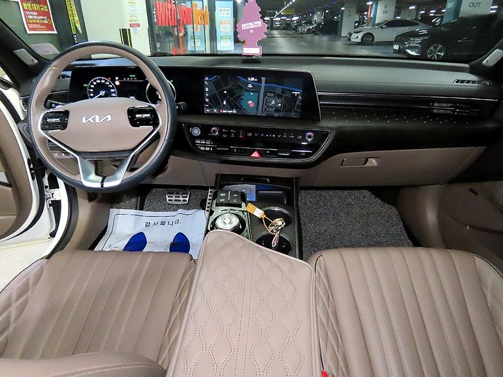 KIA K8 - Vista 10