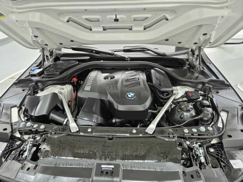 BMW 5 Series - Vista 5