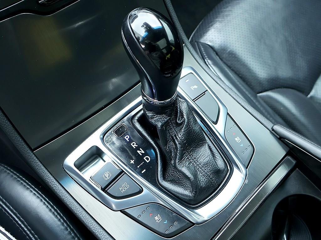 HYUNDAI Grandeur 2016 Negro - Importación desde Corea - HF Imports Iquique - Foto 7