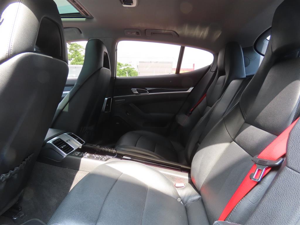Porsche Panamera - Vista 11