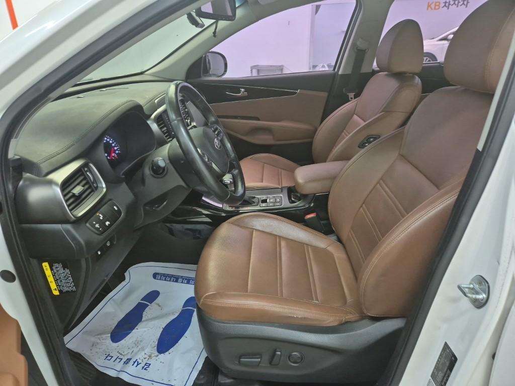 KIA Sorento - Vista 11