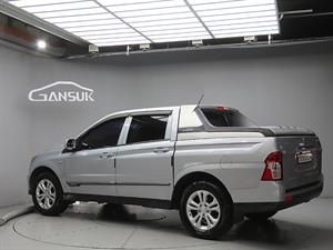 Ssangyong Korando - Vista 6