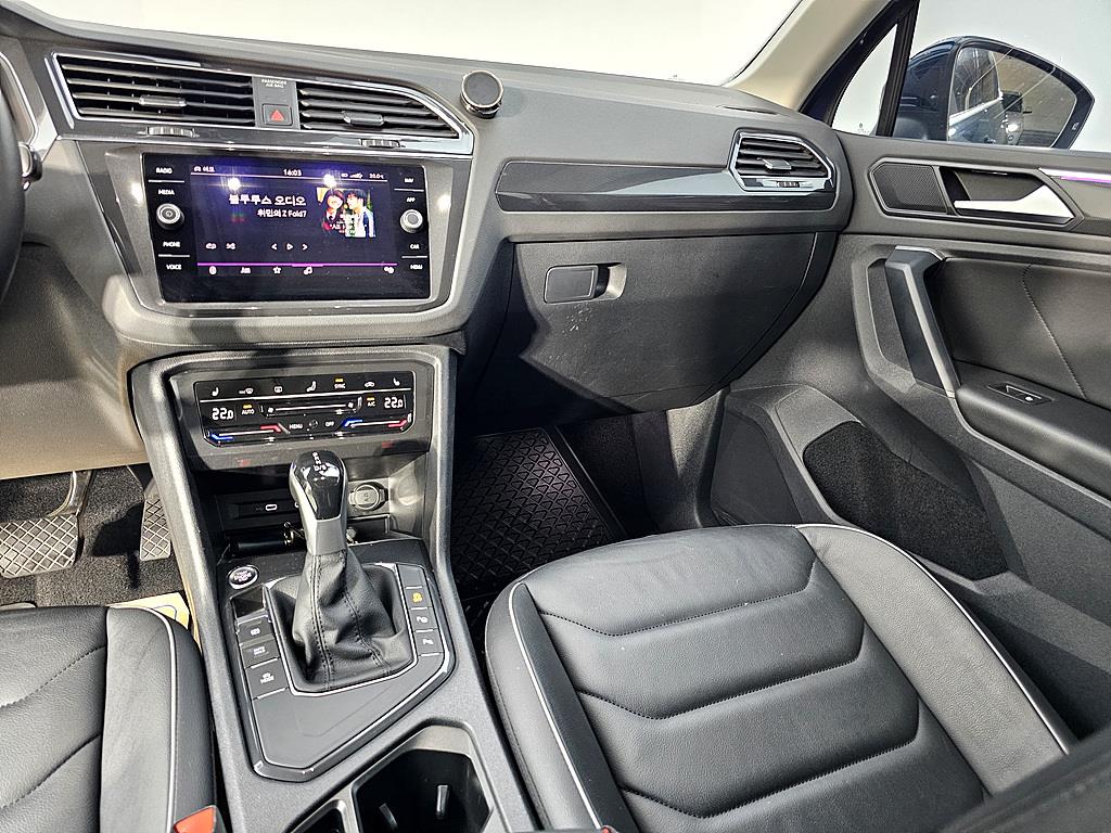 Volkswagen Tiguan - Vista 10