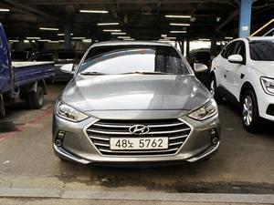 HYUNDAI Avante - Vista 2