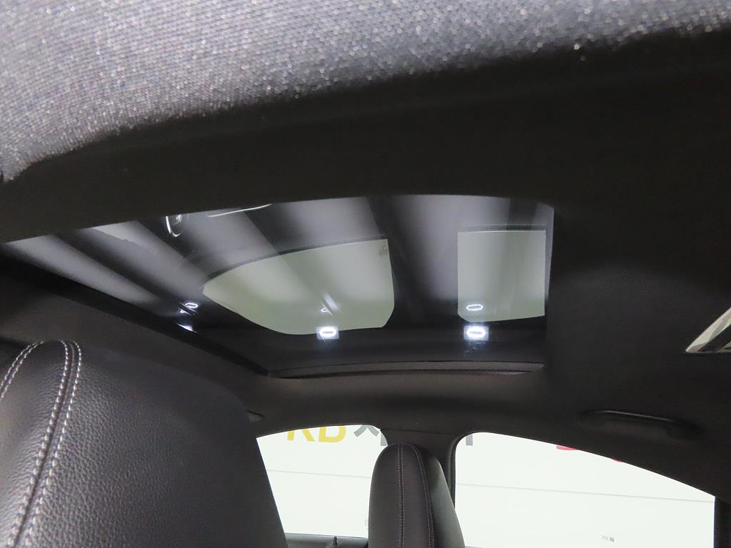 Mercedes Benz CLA Class - Vista 11
