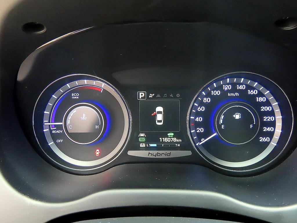 HYUNDAI Grandeur - Vista 9