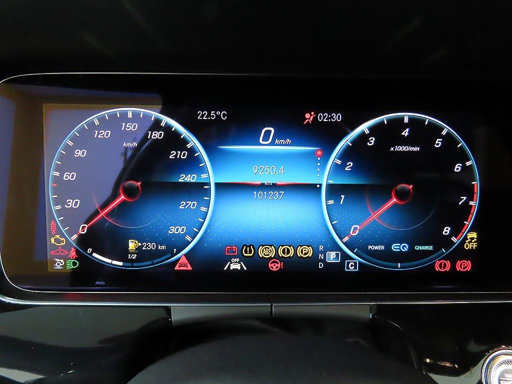 Mercedes Benz AMG GT - Vista 8