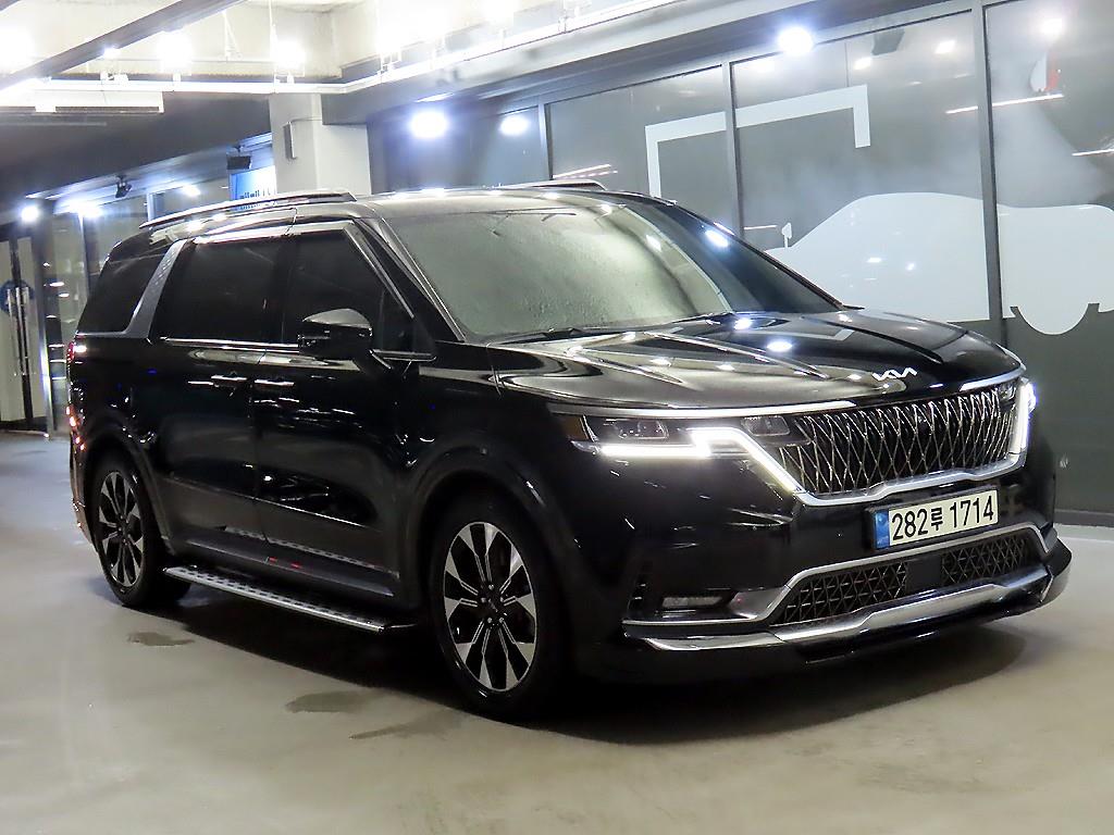 KIA Carnival 2021 Negro - Importación desde Corea - HF Imports Iquique - Foto 1