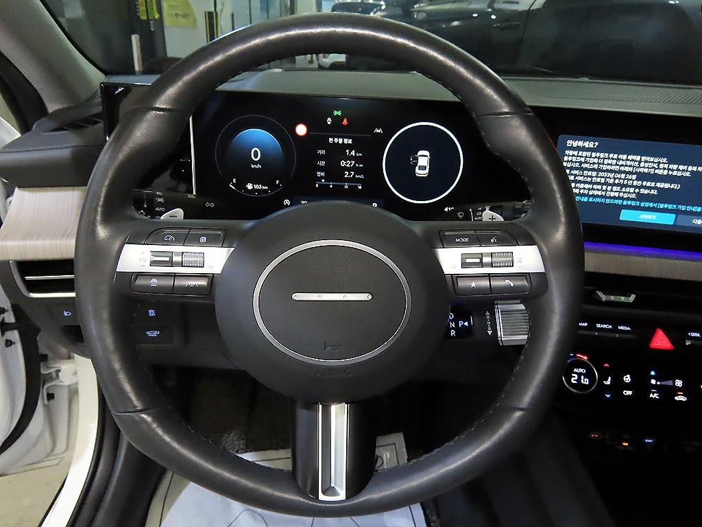 HYUNDAI Sonata - Vista 8
