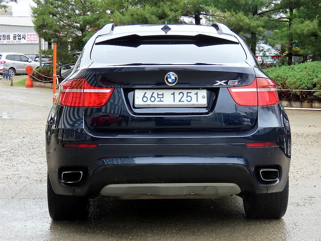 BMW X6 - Vista 4