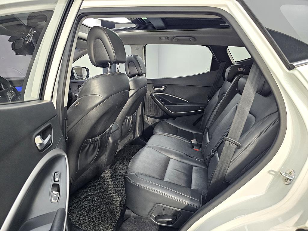 HYUNDAI Santa Fe - Vista 9