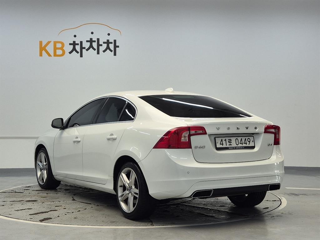 Volvo S60 - Vista 3