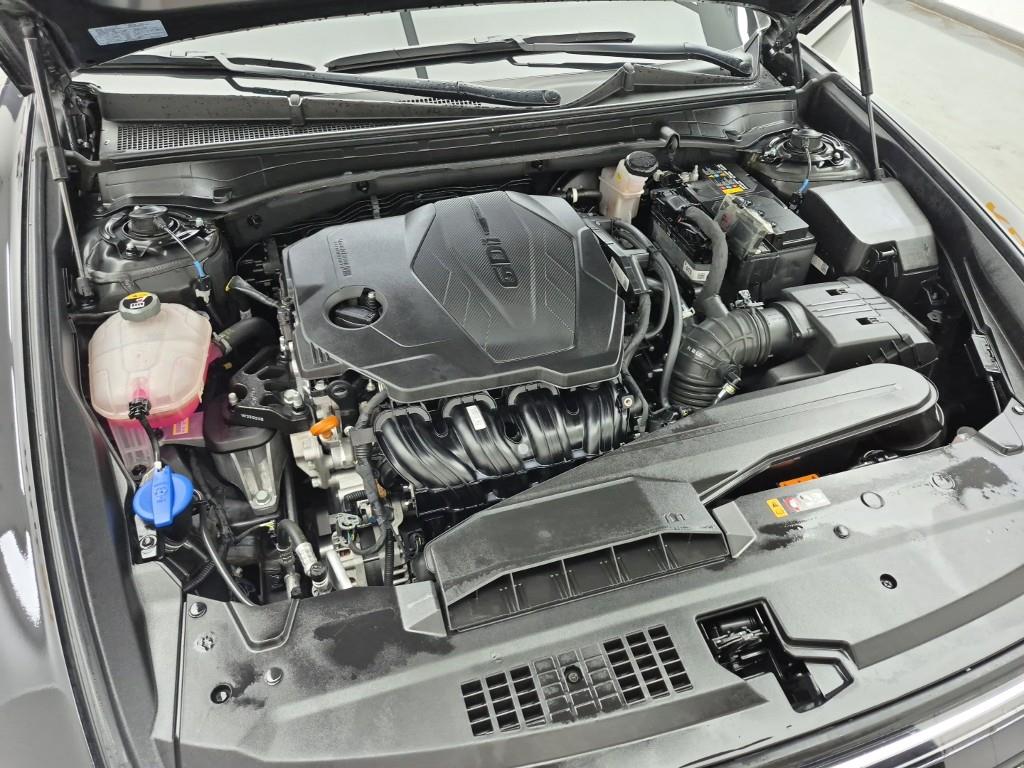 HYUNDAI Grandeur - Vista 6