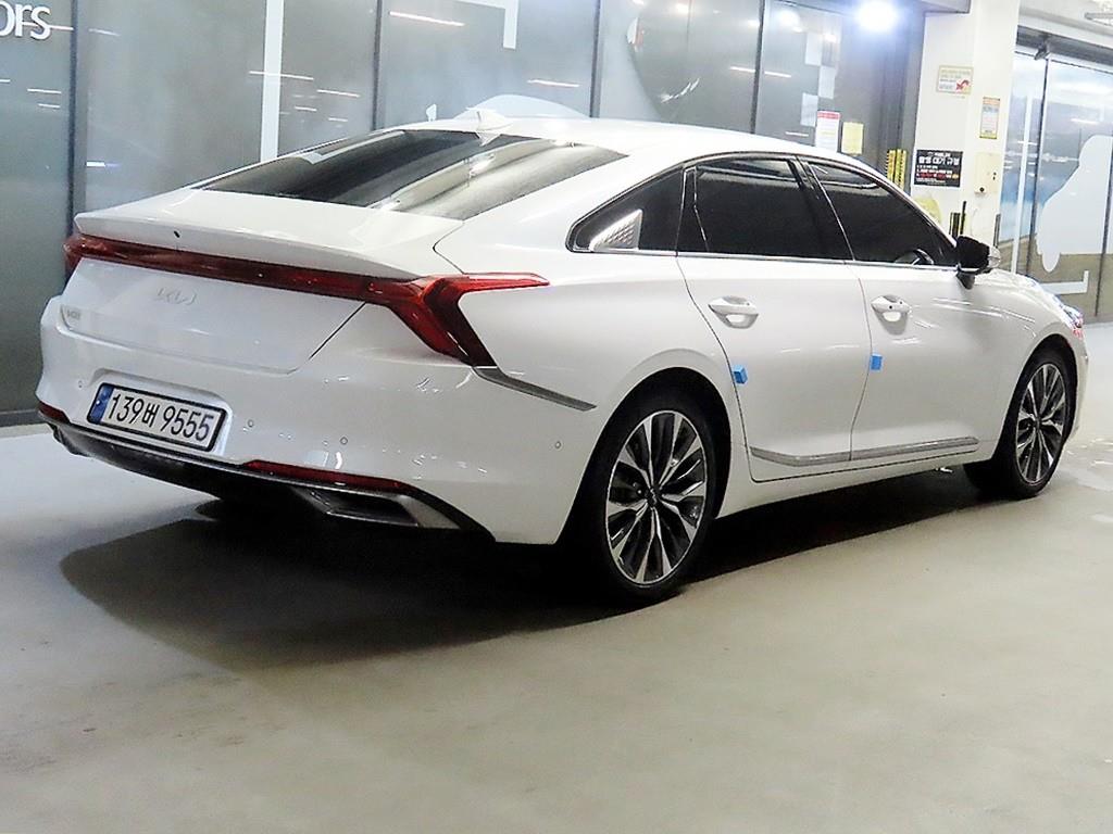 KIA K8 - Vista 4