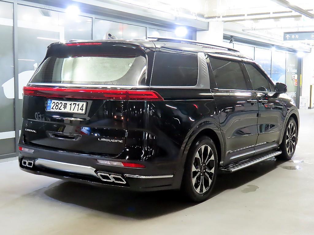 KIA Carnival - Vista 4