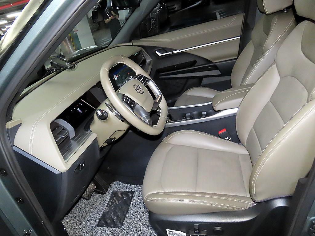 Ssangyong Torres - Vista 6