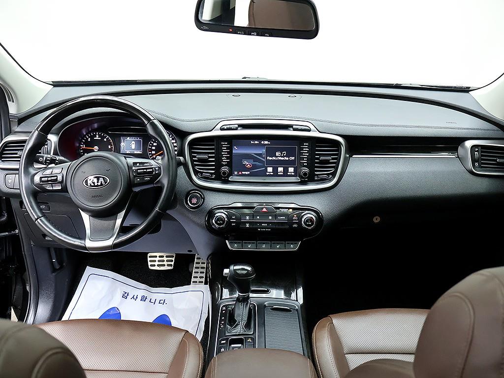 KIA Sorento - Vista 9