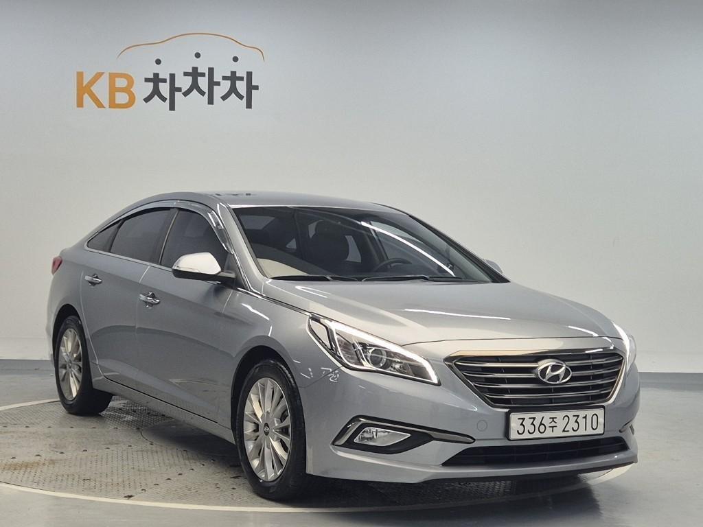 HYUNDAI Sonata - Vista 4