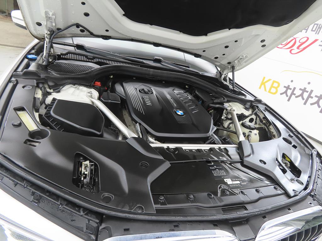 BMW 5 Series 2018 Blanco - Importación desde Corea - HF Imports Iquique - Foto 19