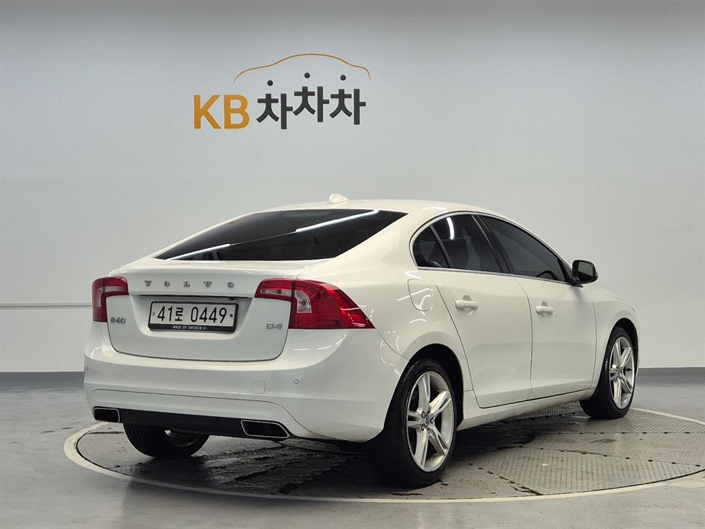 Volvo S60 - Vista 2
