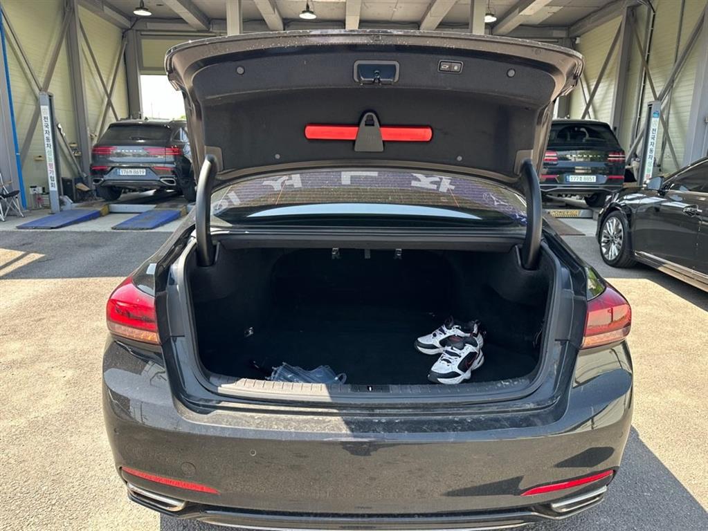 HYUNDAI Genesis 2016 Negro - Importación desde Corea - HF Imports Iquique - Foto 18