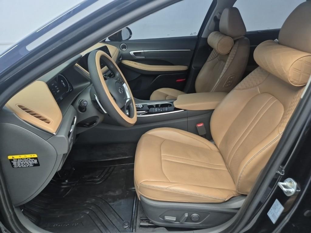 HYUNDAI Sonata - Vista 10