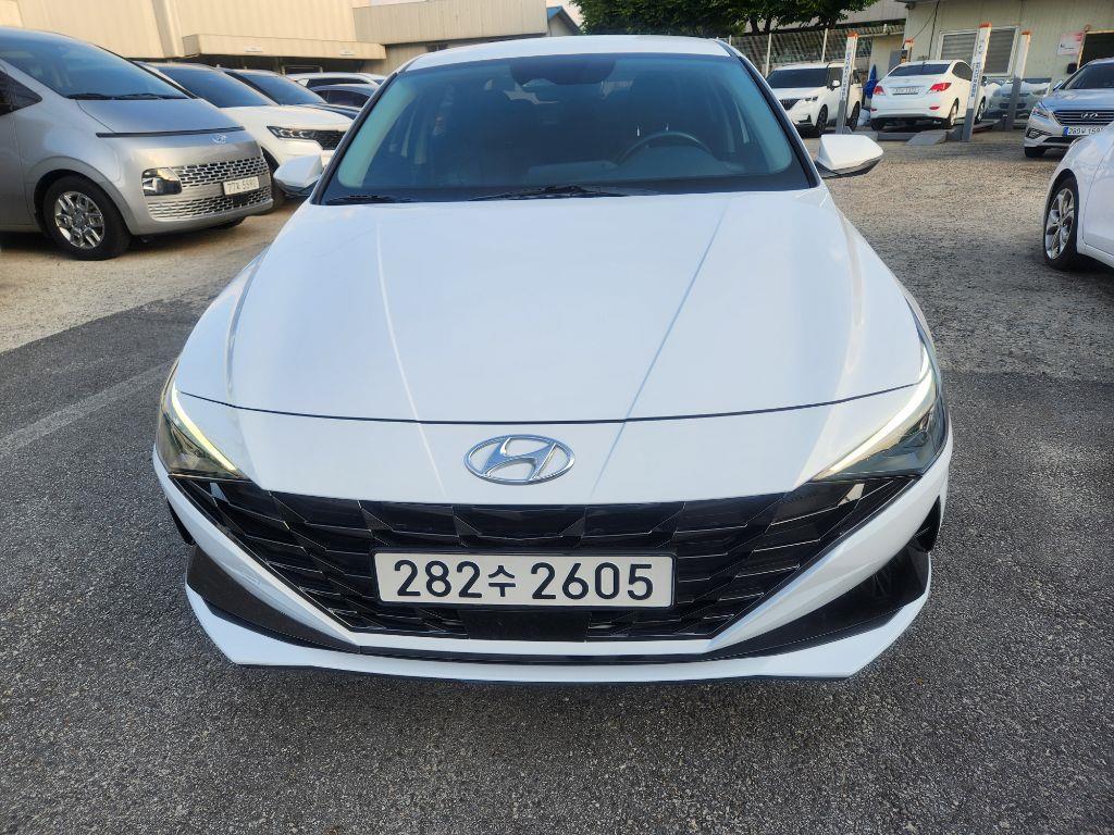 HYUNDAI Avante 2021 Blanco - Importación desde Corea - HF Imports Iquique - Foto 1