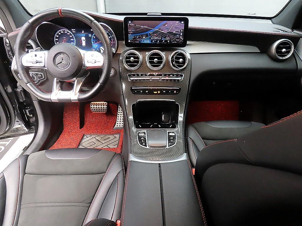 Mercedes Benz GLC Class - Vista 7
