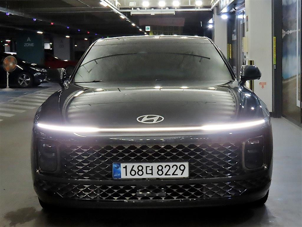 HYUNDAI Grandeur - Vista 2