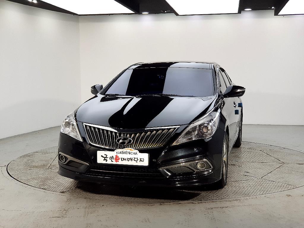 HYUNDAI Grandeur - Vista 2