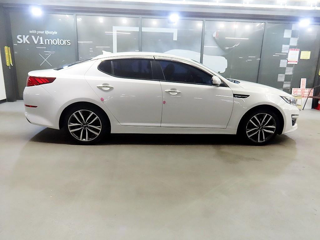 KIA K5 - Vista 3