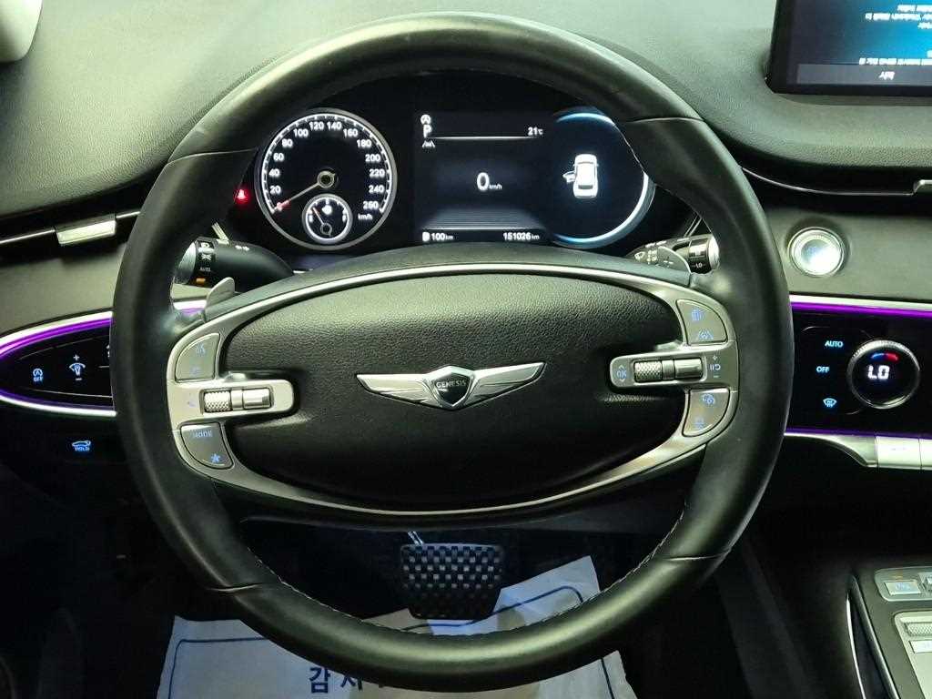 Genesis GV70 - Vista 9