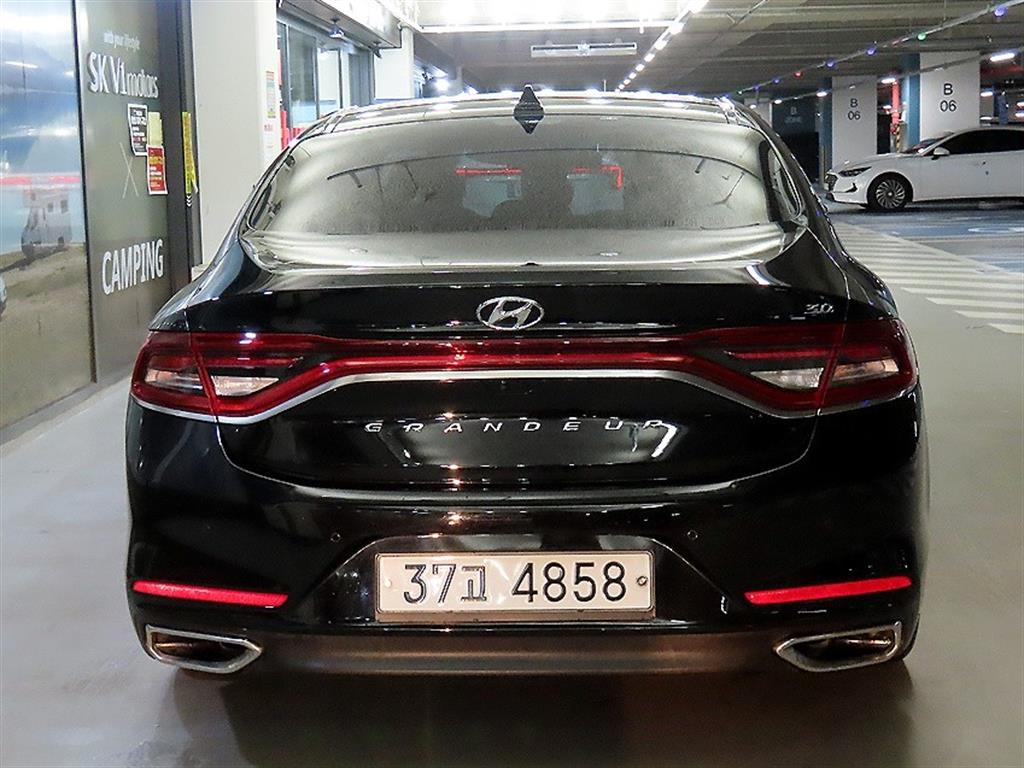 HYUNDAI Grandeur - Vista 5