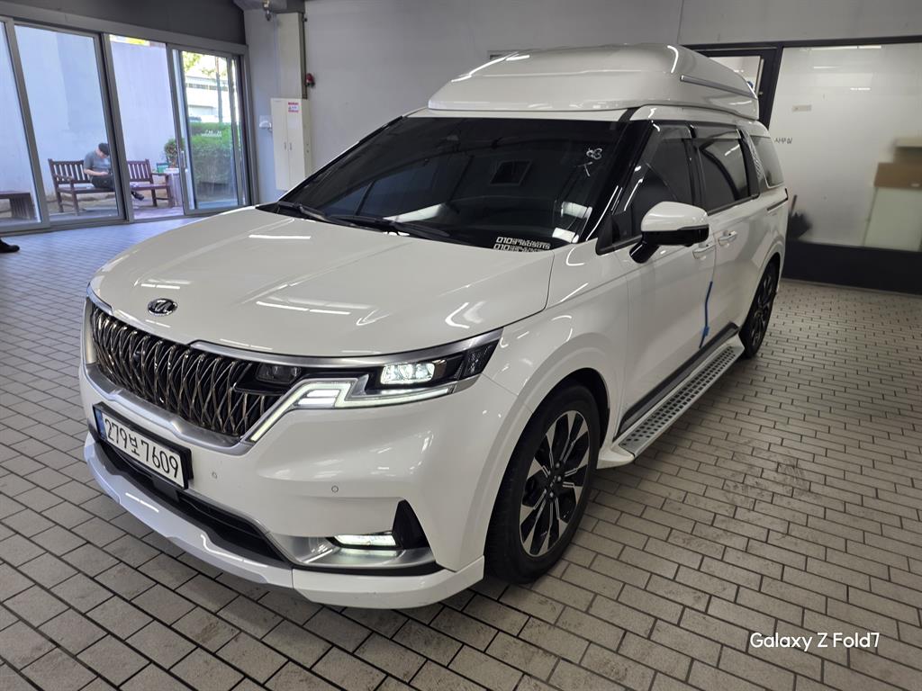 KIA Carnival - Vista 2