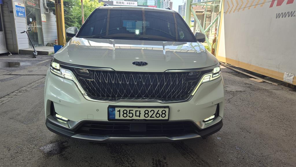 KIA Carnival 2021 Blanco - Importación desde Corea - HF Imports Iquique - Foto 1