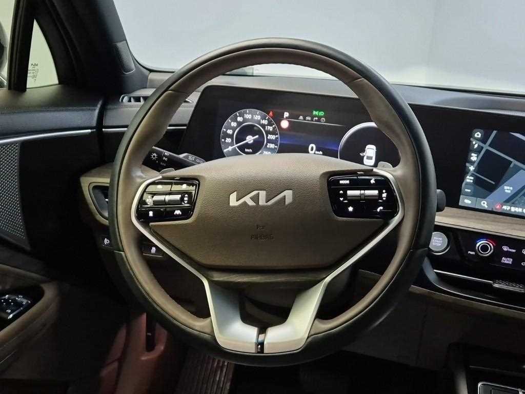 KIA K8 - Vista 9
