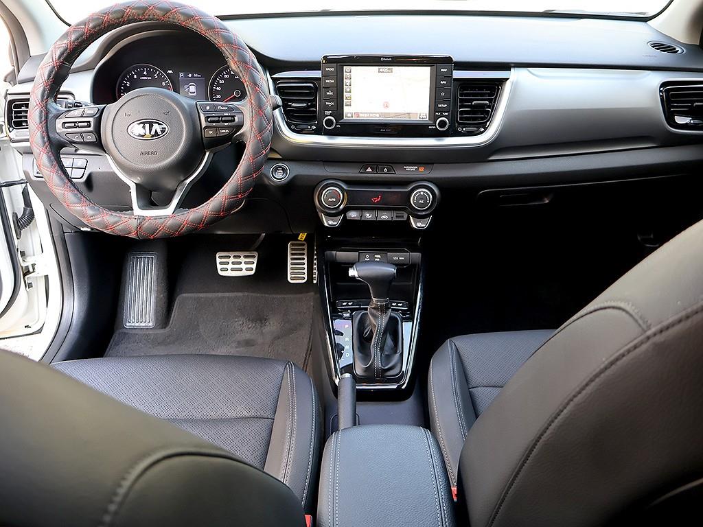 KIA Stonic - Vista 9