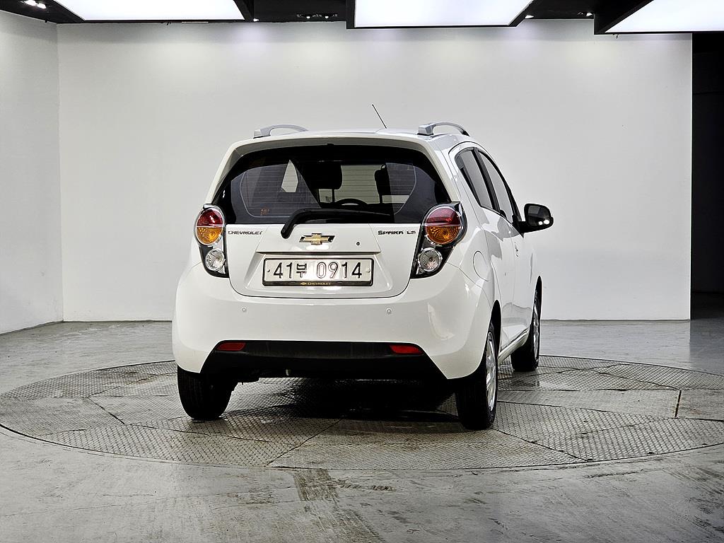 Chevrolet Spark - Vista 3