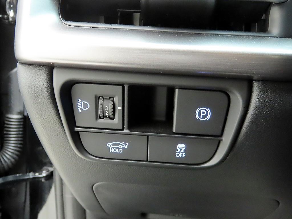 HYUNDAI Grandeur - Vista 12