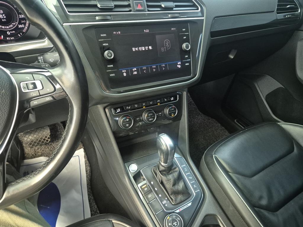 Volkswagen Tiguan - Vista 9