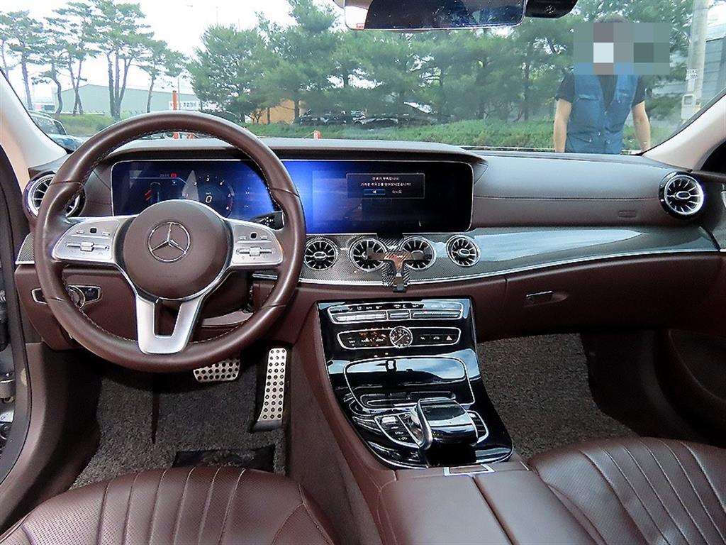 Mercedes Benz CLS Class - Vista 7