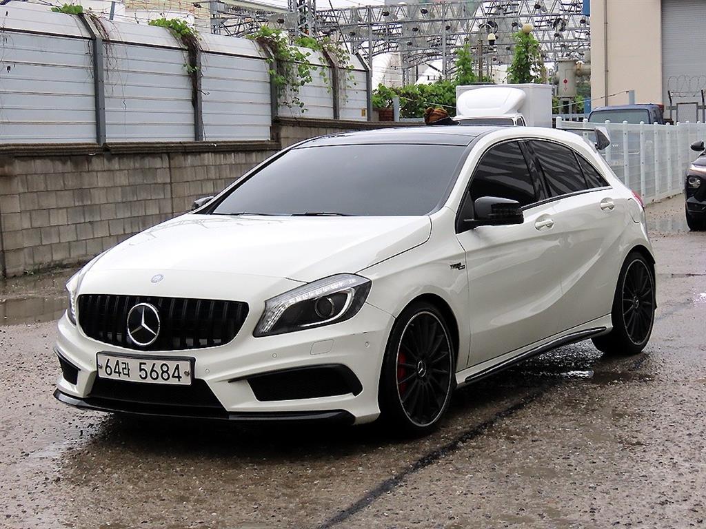 Mercedes Benz A Class - Vista 2