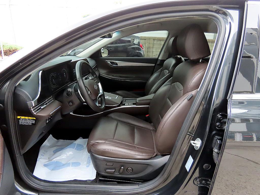 HYUNDAI Grandeur - Vista 5