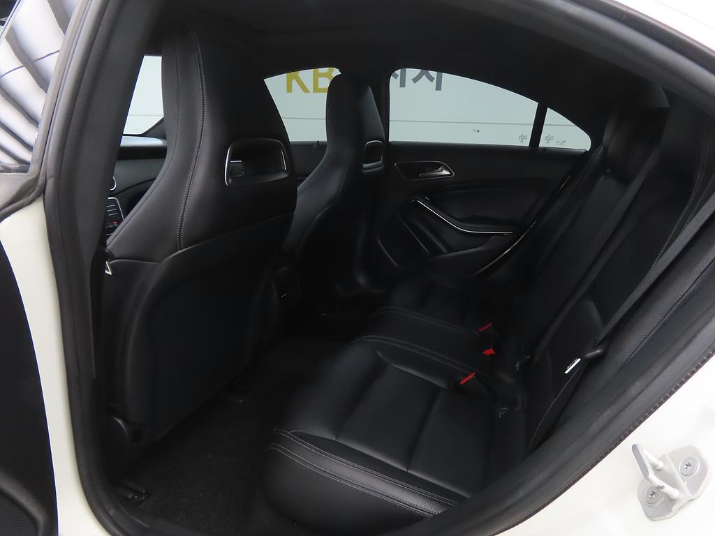 Mercedes Benz CLA Class - Vista 6