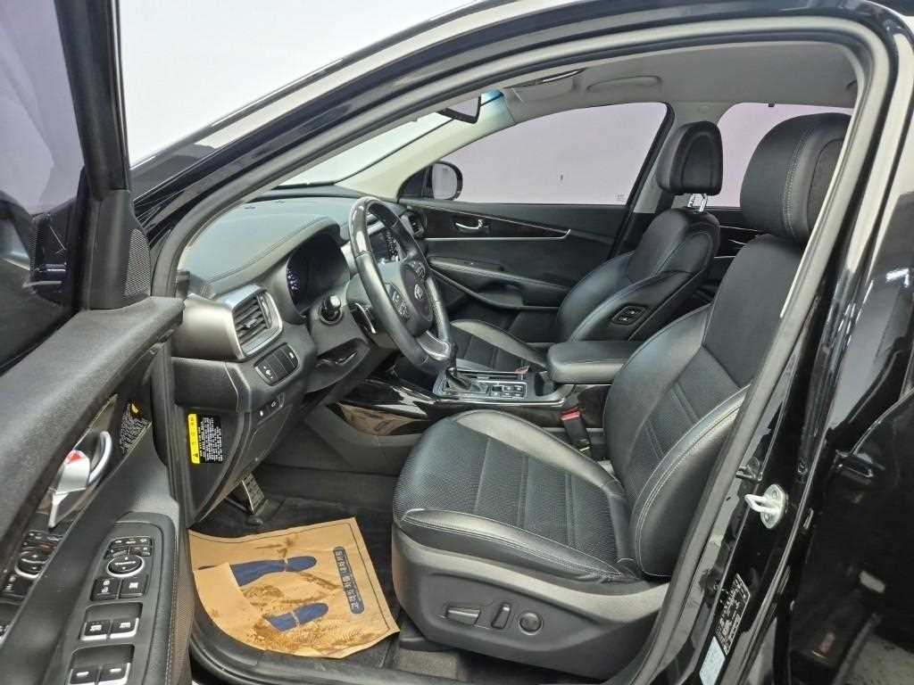 KIA Sorento - Vista 11